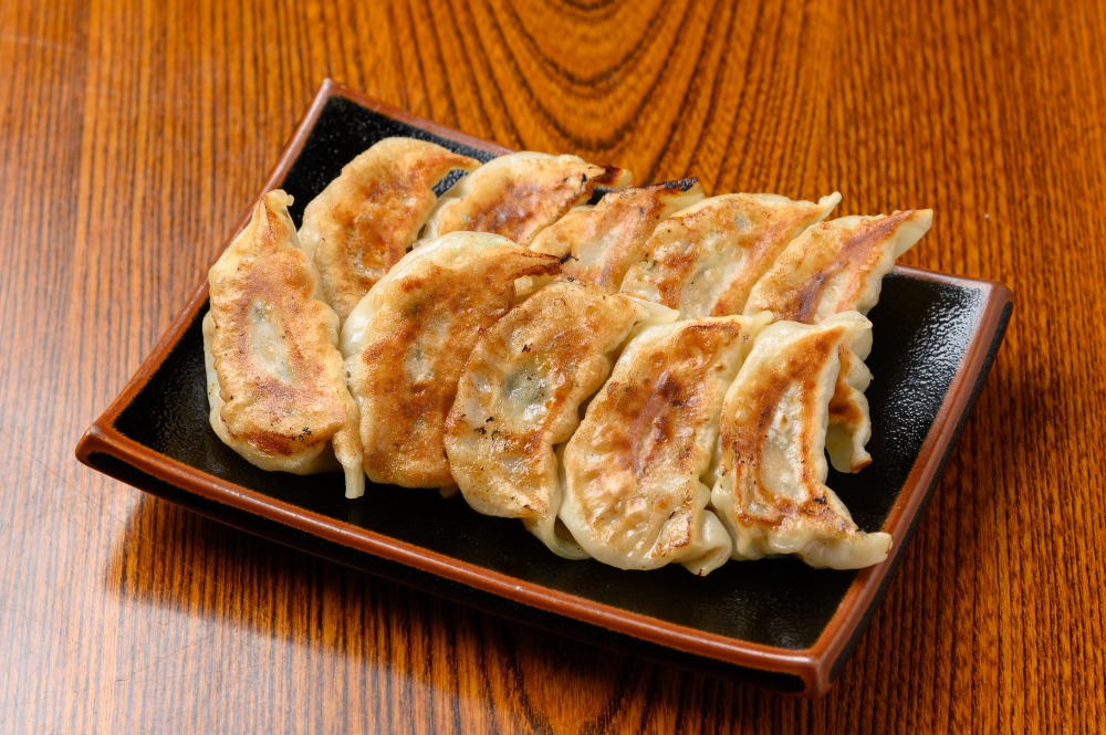 理由3 餃子｜1つ1つ手包み